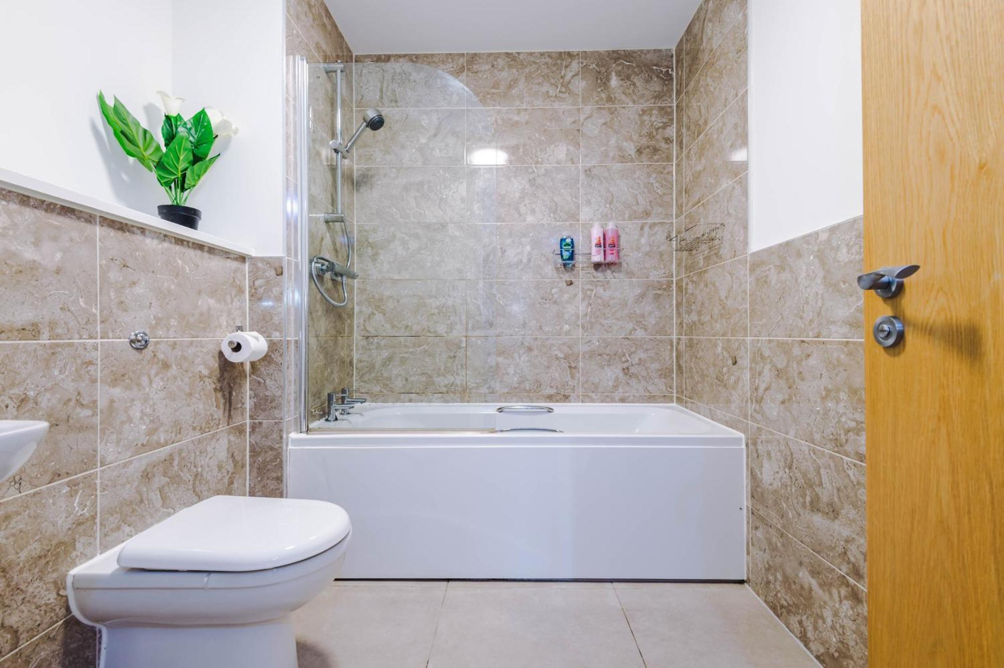 Lux Livin' Apartments - Luxury 5 Bed Apartment Manchester City Centre Екстериор снимка